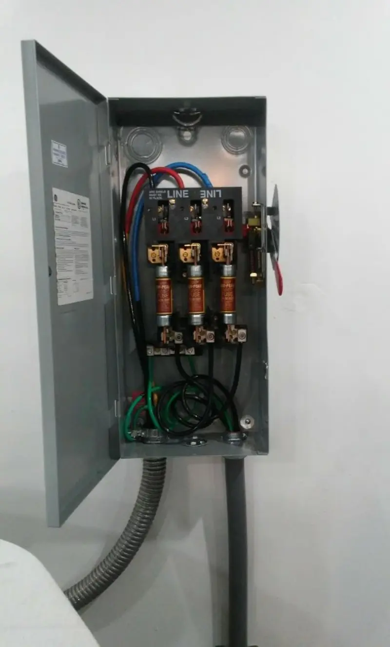 Three-phase disconnect switch installed for Electrical Wiring & Rewiring in Macclenny